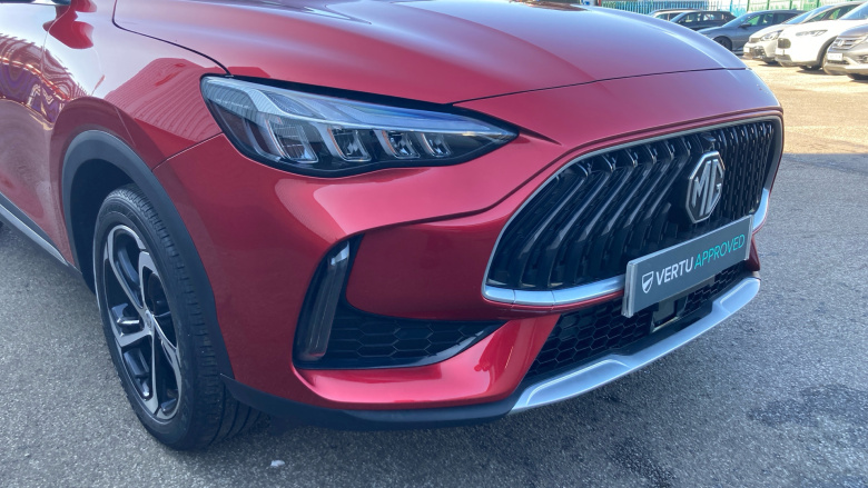 MG HS 1.5 T-GDI Trophy 5dr DCT Petrol Hatchback